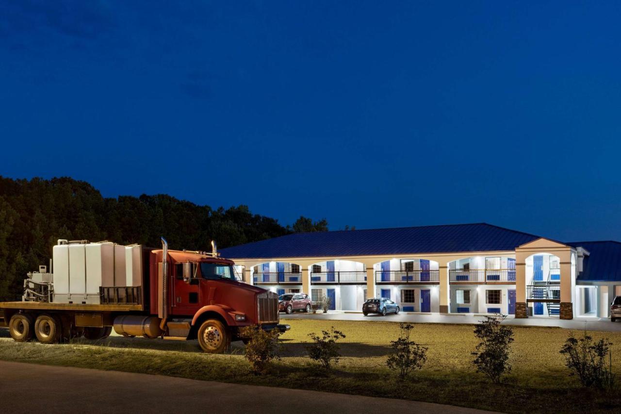 Days Inn By Wyndham Fulton Экстерьер фото
